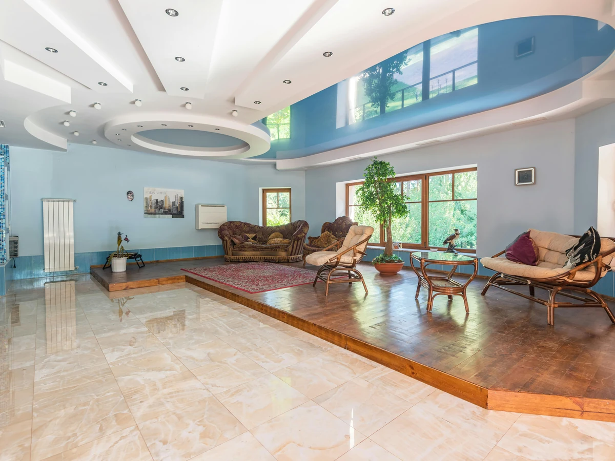 Plasterboard painting in the Cotswolds by Cotswolds Decorators, freshly plastered interior room